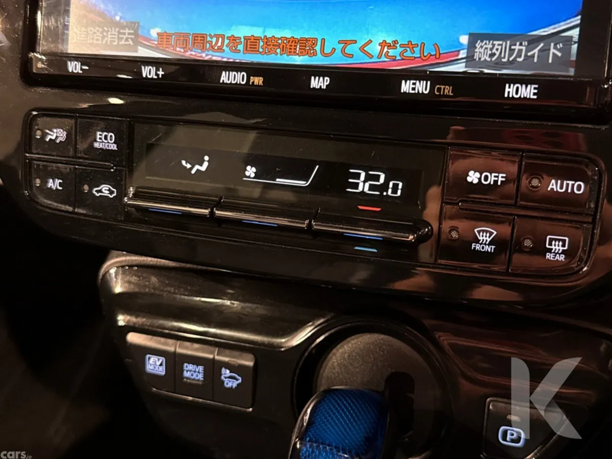 Toyota Prius Hatchback, Petrol Hybrid, 2019, Blue
