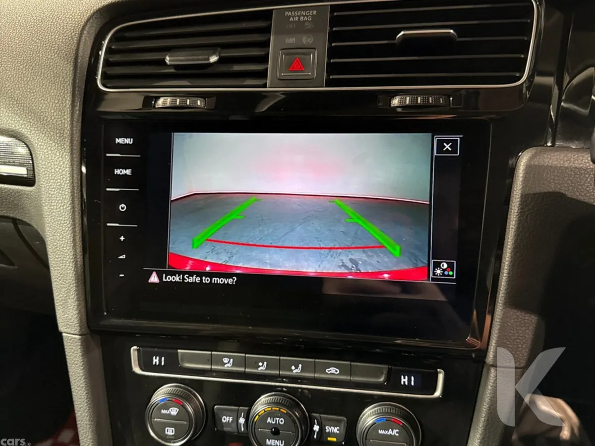 Volkswagen Golf Hatchback, Petrol, 2018, Red