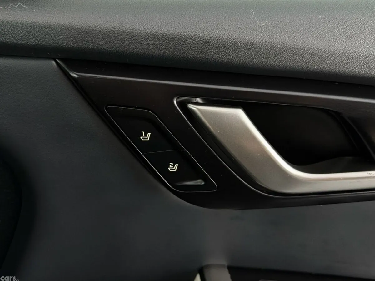 Kia EV6 MPV, Electric, 2025, Black