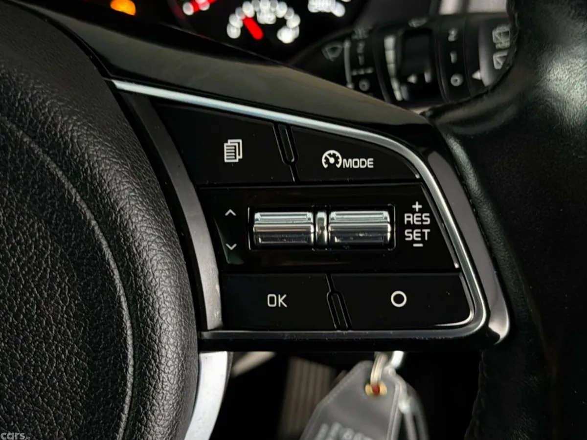 Kia Sportage SUV, Diesel Hybrid, 2021, Grey