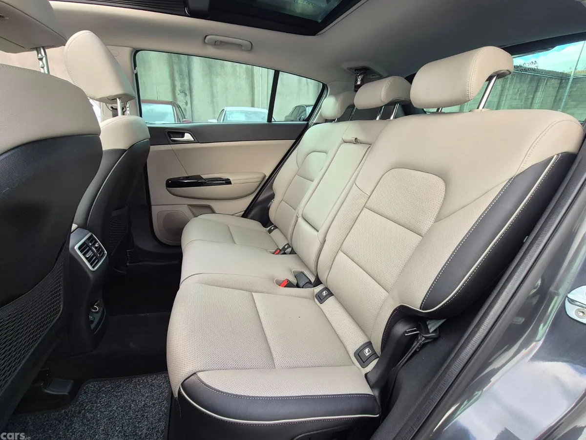 Kia Sportage SUV, Diesel, 2019, Grey