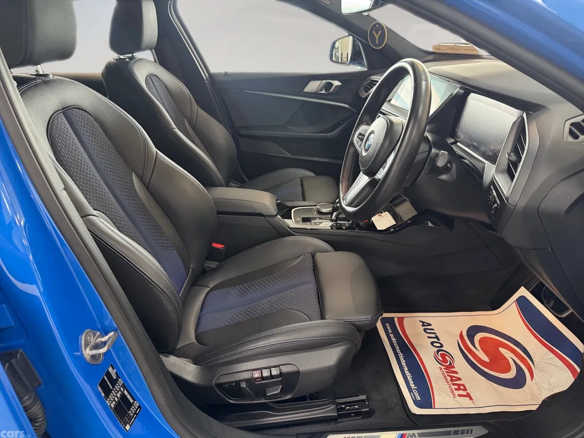 BMW 1-Series Hatchback, Diesel, 2021, Blue