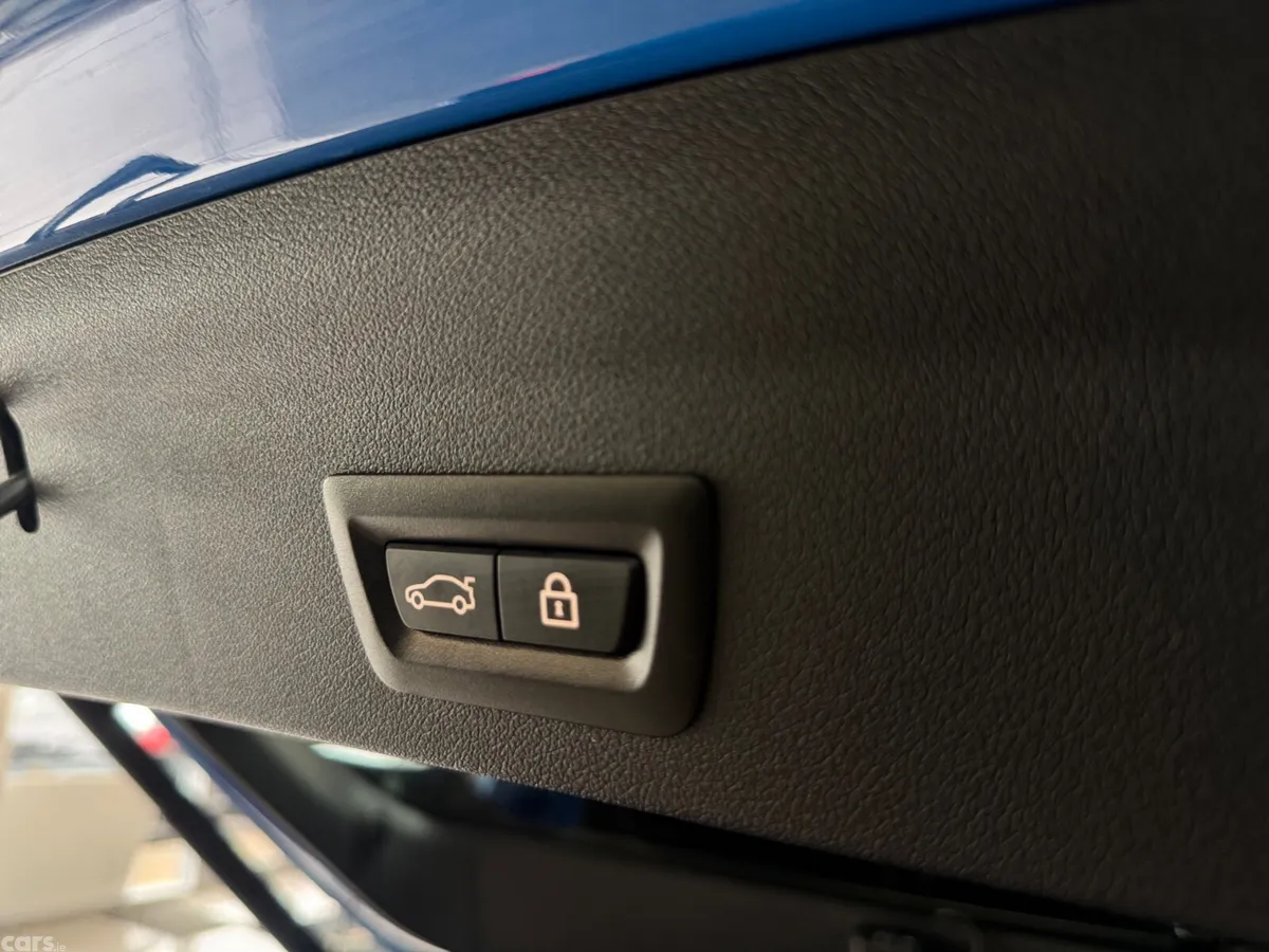 BMW 1-Series Hatchback, Diesel, 2021, Blue