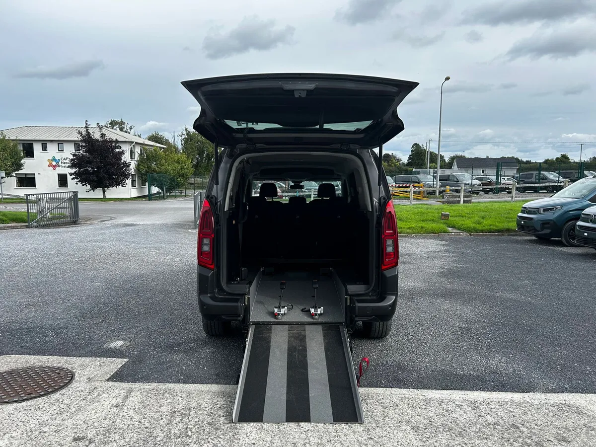 Citroen Berlingo MPV, Diesel, 2024, Grey