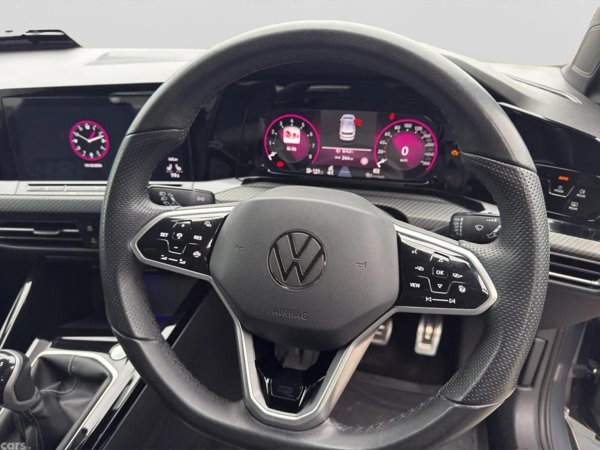 Volkswagen Golf Estate, Petrol, 2023, Grey
