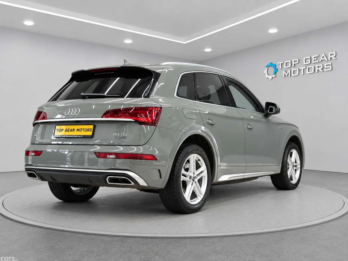 Audi Q5 SUV, Diesel Hybrid, 2022, Grey