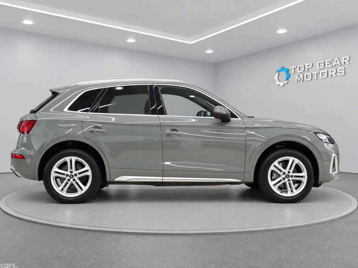 Audi Q5 SUV, Diesel Hybrid, 2022, Grey