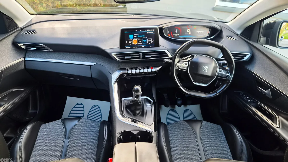 Peugeot 3008 Hatchback, Diesel, 2018, Black