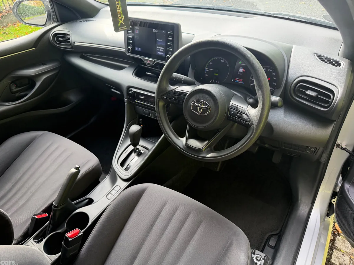 Toyota Yaris Hatchback, Petrol Hybrid, 2021, Beige
