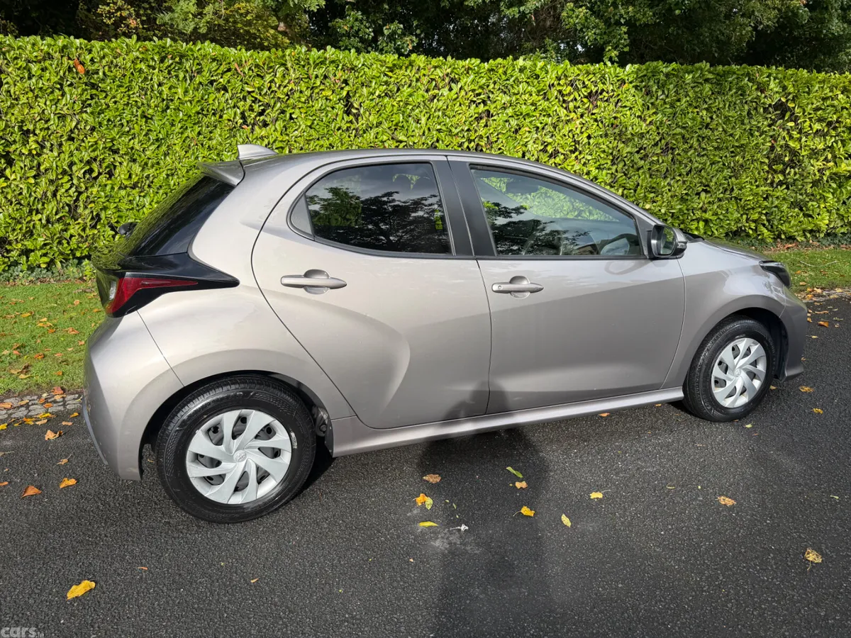 Toyota Yaris Hatchback, Petrol Hybrid, 2021, Beige