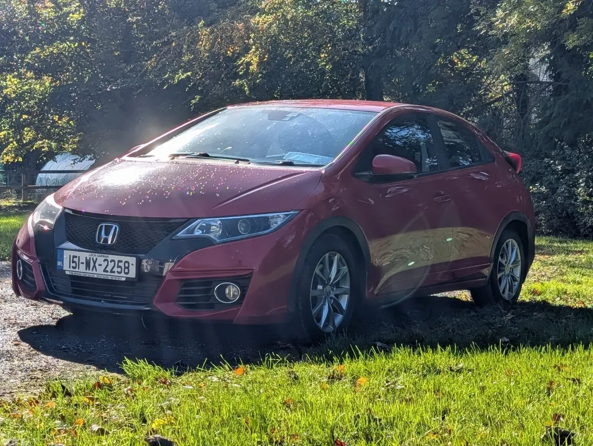 Honda Civic Hatchback, Diesel, 2015, Red