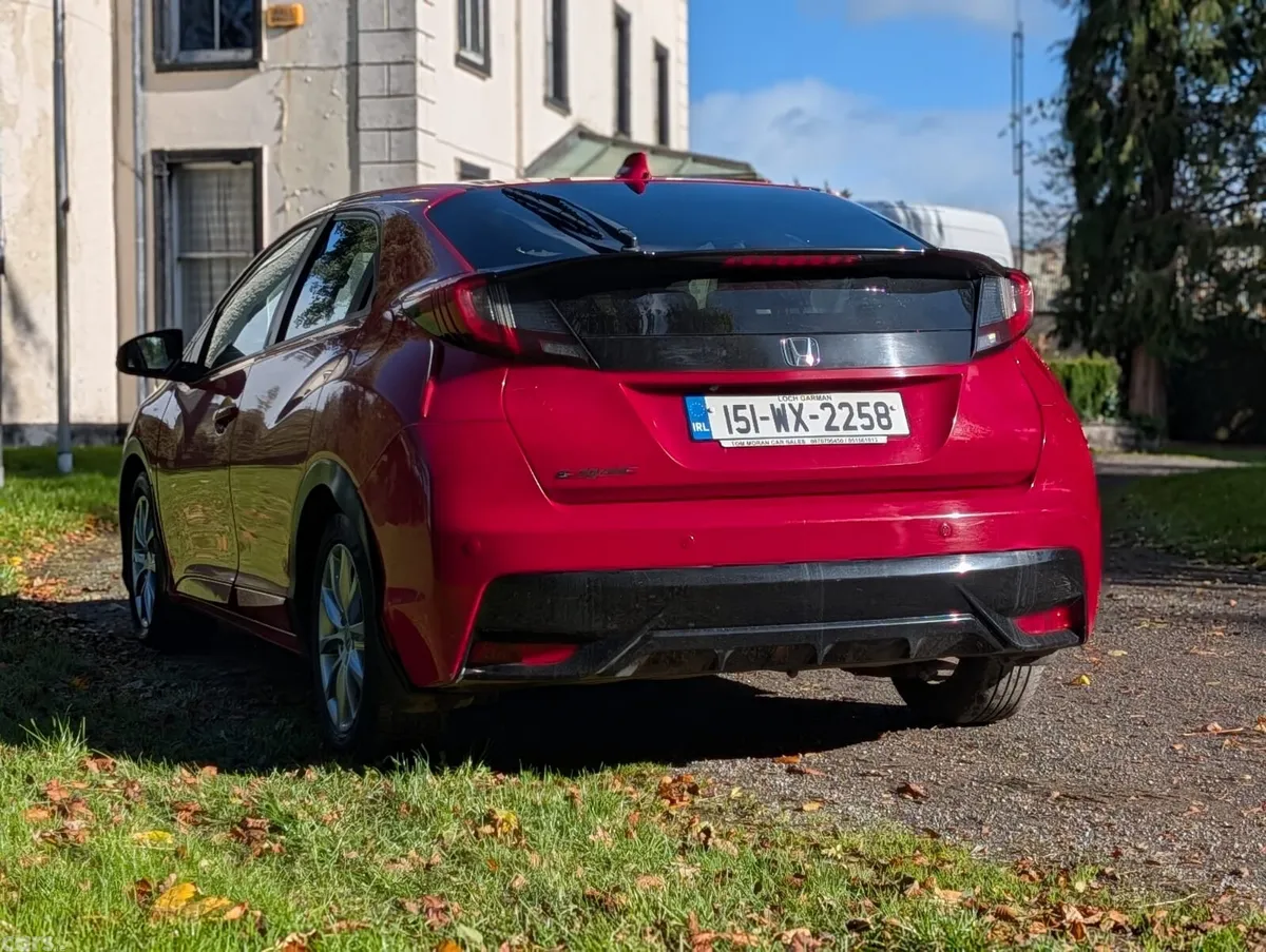 Honda Civic Hatchback, Diesel, 2015, Red