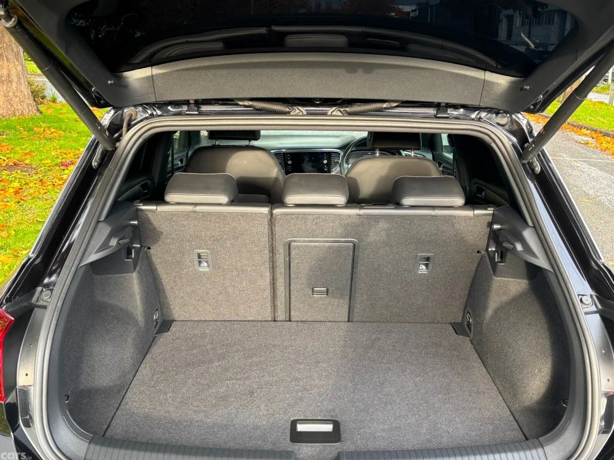 Volkswagen T-Roc SUV, Diesel, 2022, Black