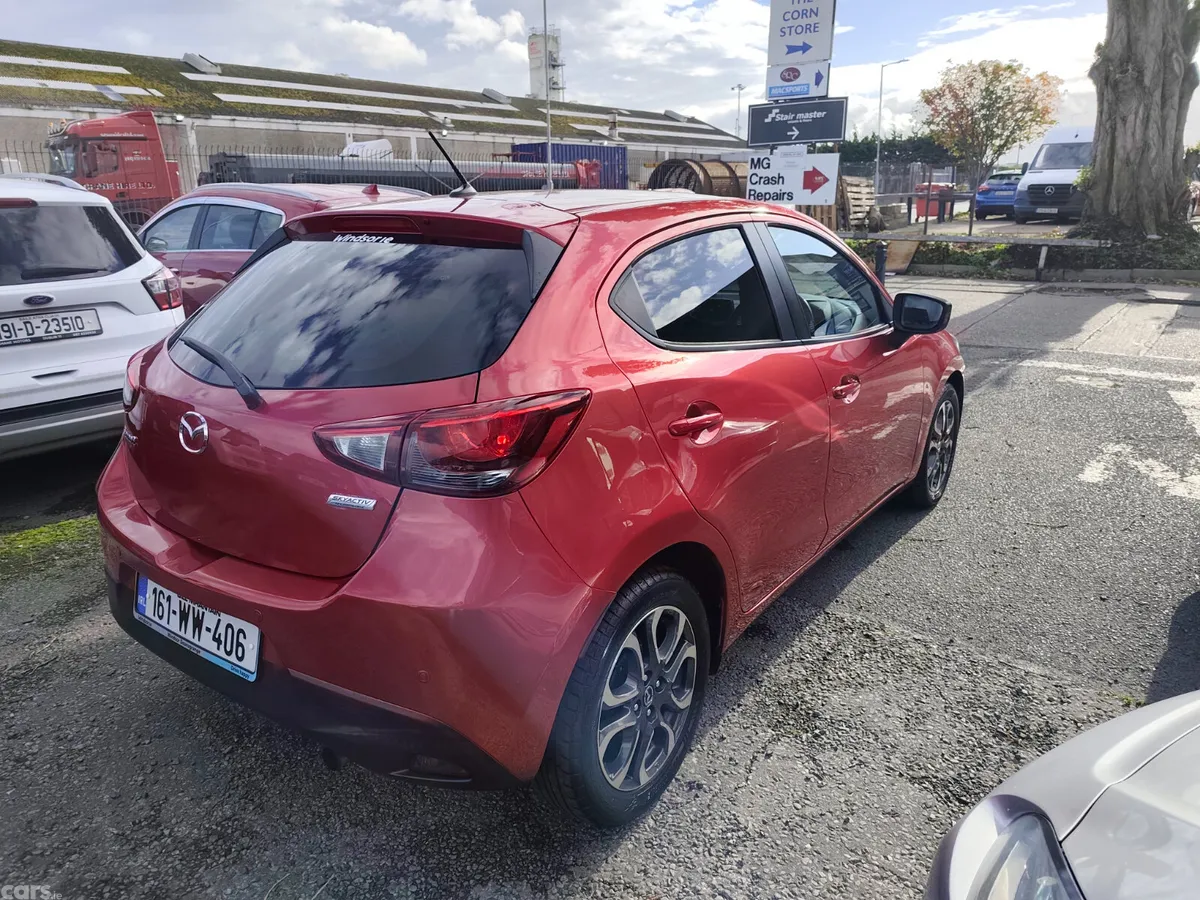 Mazda Mazda2 Hatchback, Petrol, 2016, Red