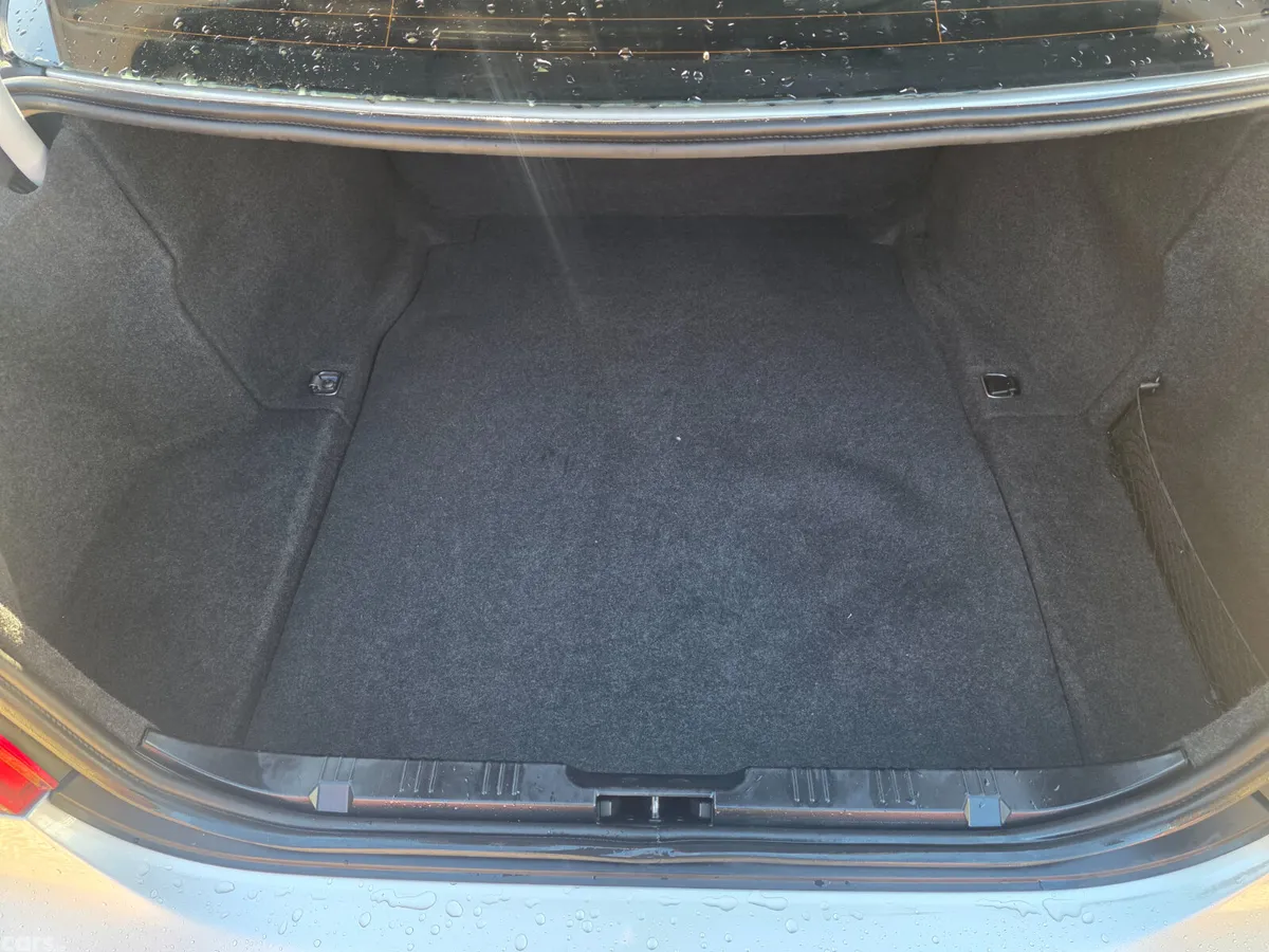 BMW 5-Series Saloon, Diesel, 2008, Silver