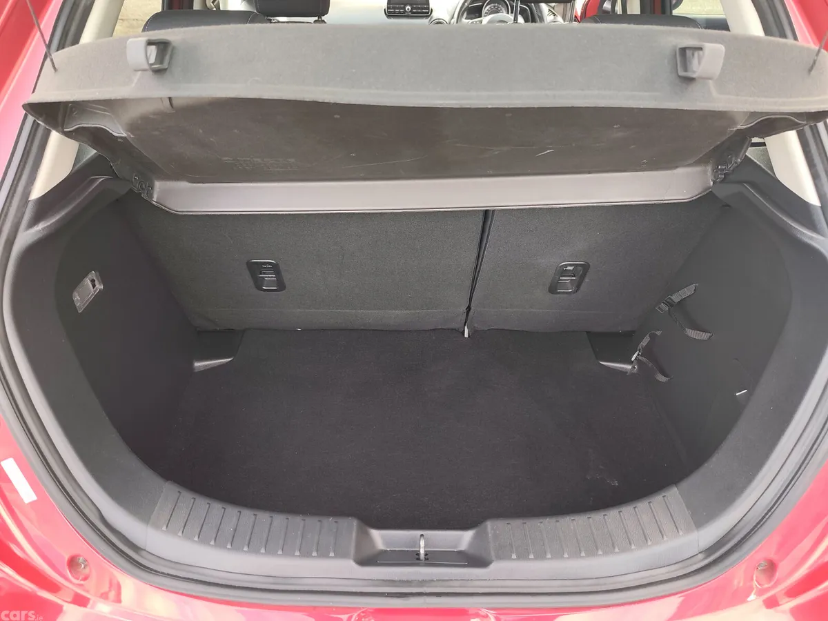Mazda Mazda2 Hatchback, Petrol, 2016, Red