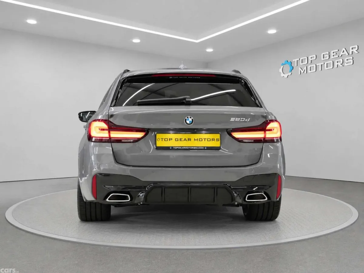 BMW 5-Series Estate, Diesel Hybrid, 2022, Grey