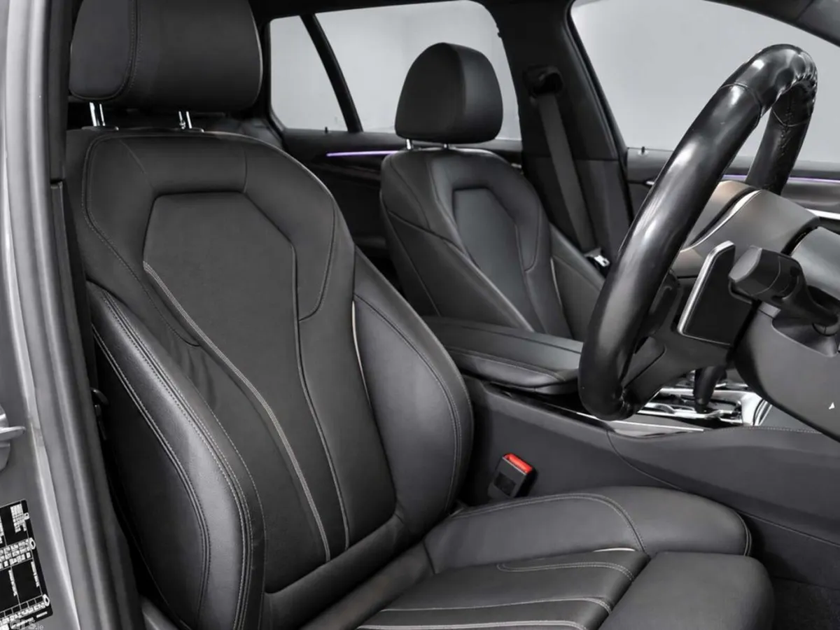 BMW 5-Series Estate, Diesel Hybrid, 2022, Grey