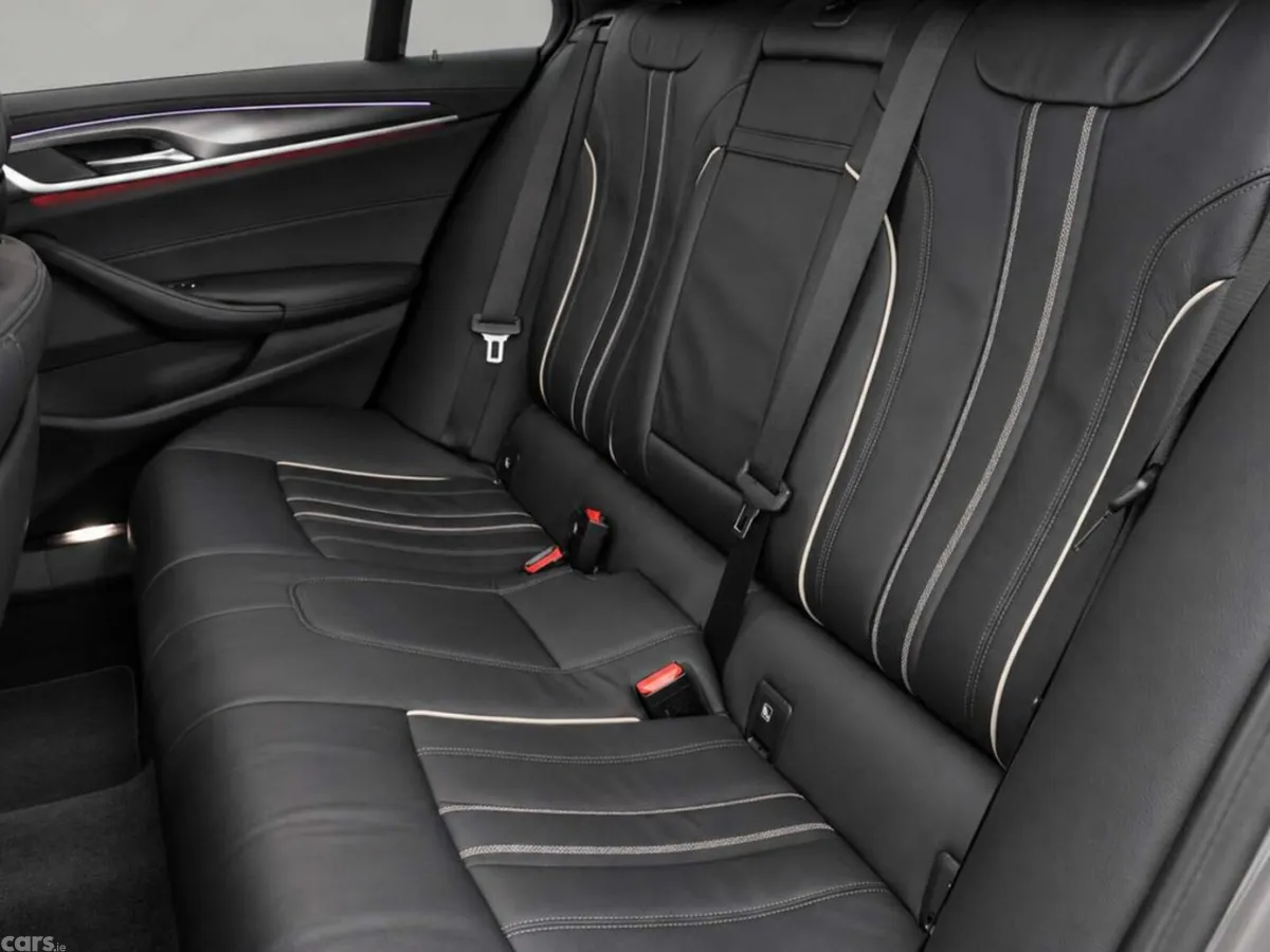 BMW 5-Series Estate, Diesel Hybrid, 2022, Grey