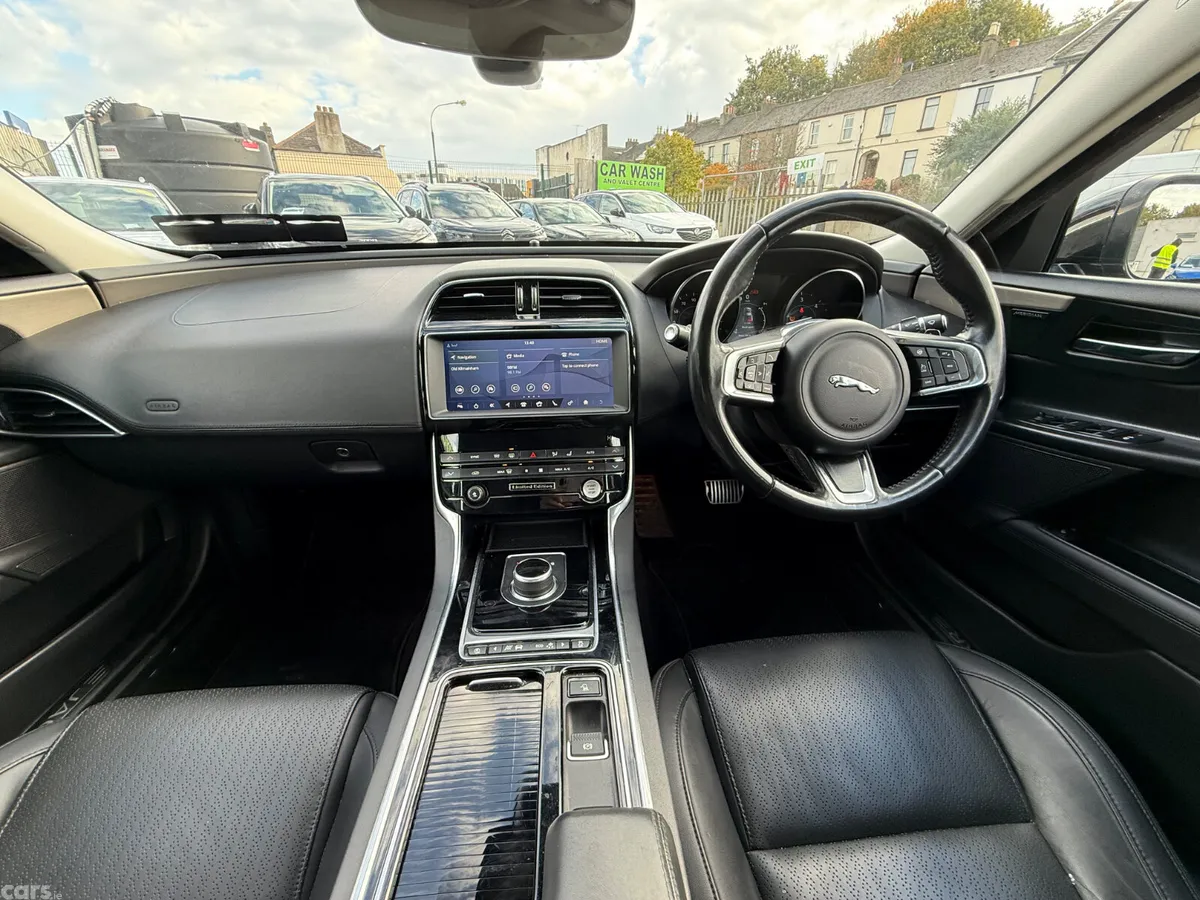 Jaguar XE Saloon, Diesel, 2019, Black