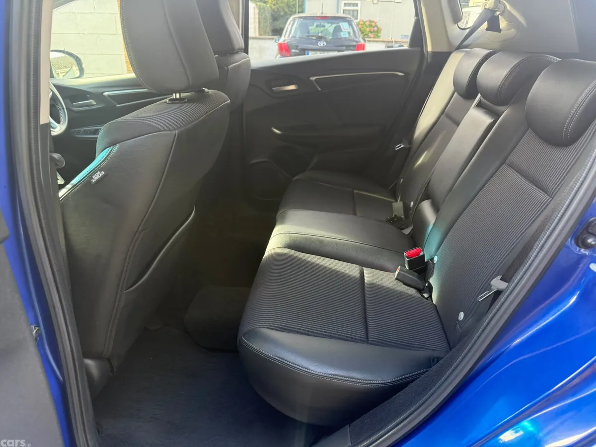 Honda Fit Hatchback, Petrol Hybrid, 2019, Blue