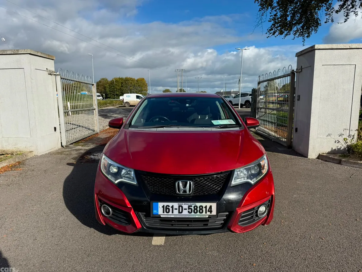 Honda Civic Hatchback, Diesel, 2016, Red