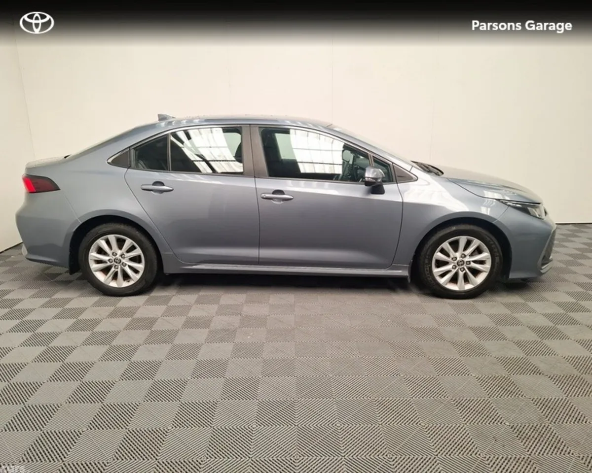 Toyota Corolla Saloon, Petrol Hybrid, 2023, Grey
