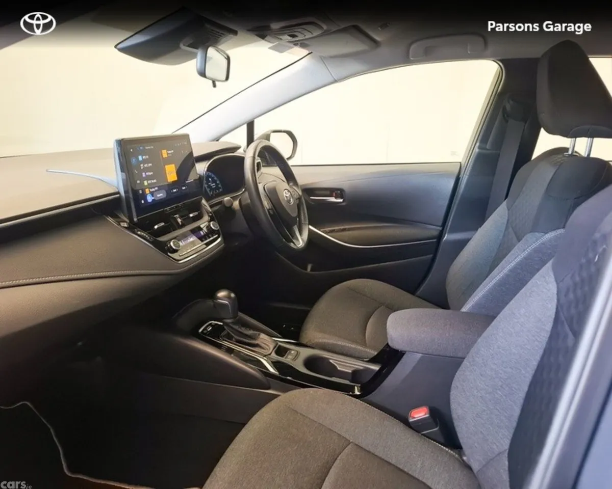 Toyota Corolla Saloon, Petrol Hybrid, 2023, Grey