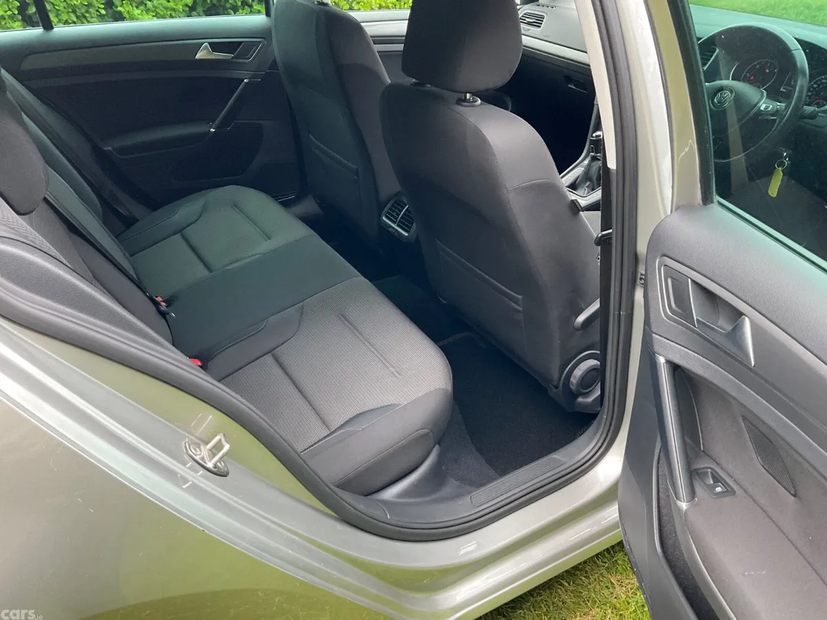 Volkswagen Golf Hatchback, Diesel, 2019, Silver