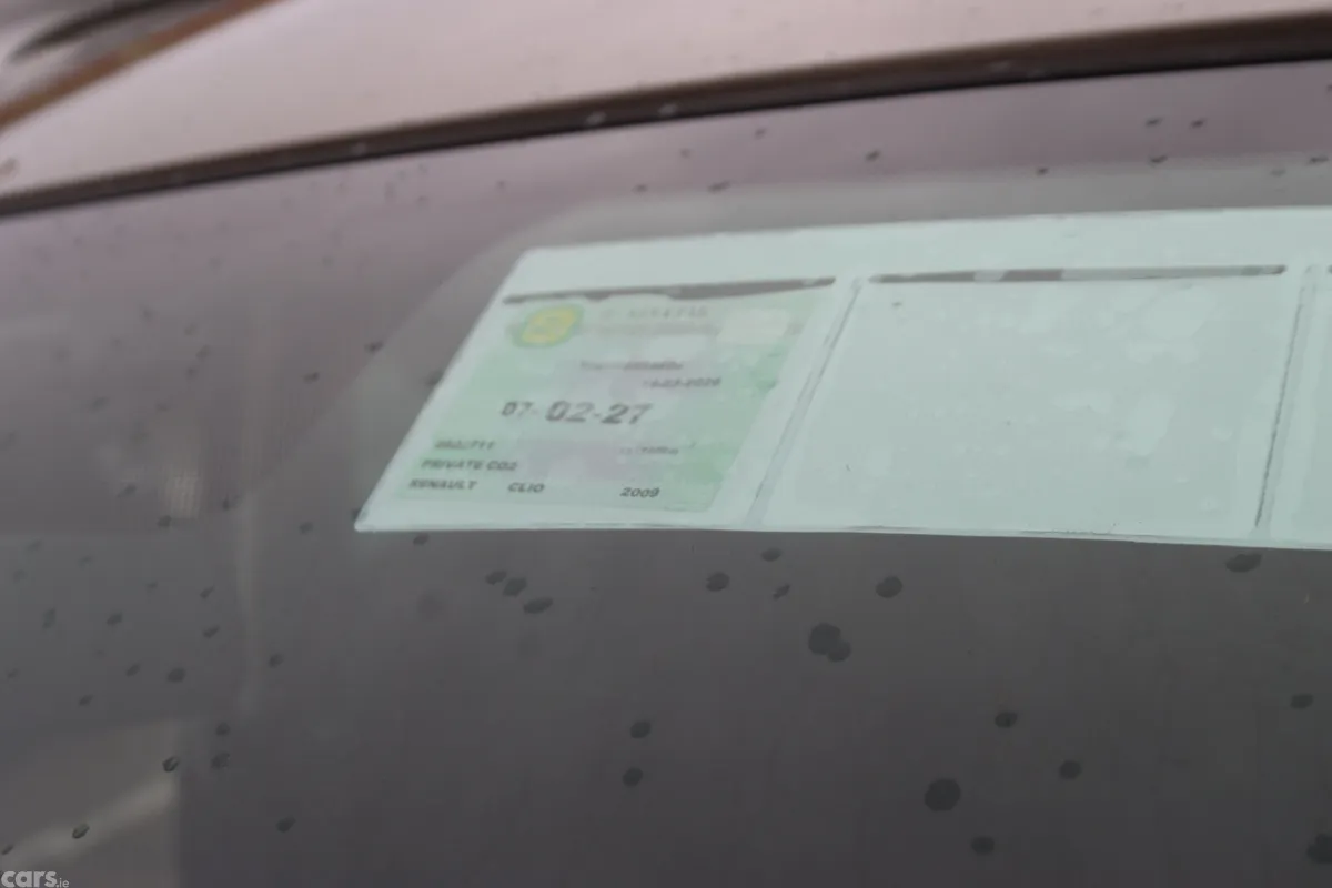 Renault Clio Estate, Petrol, 2009, Gold