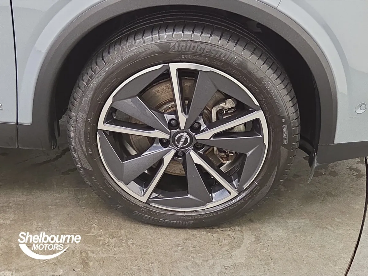 Nissan Qashqai Hatchback, Petrol Hybrid, 2023, Grey