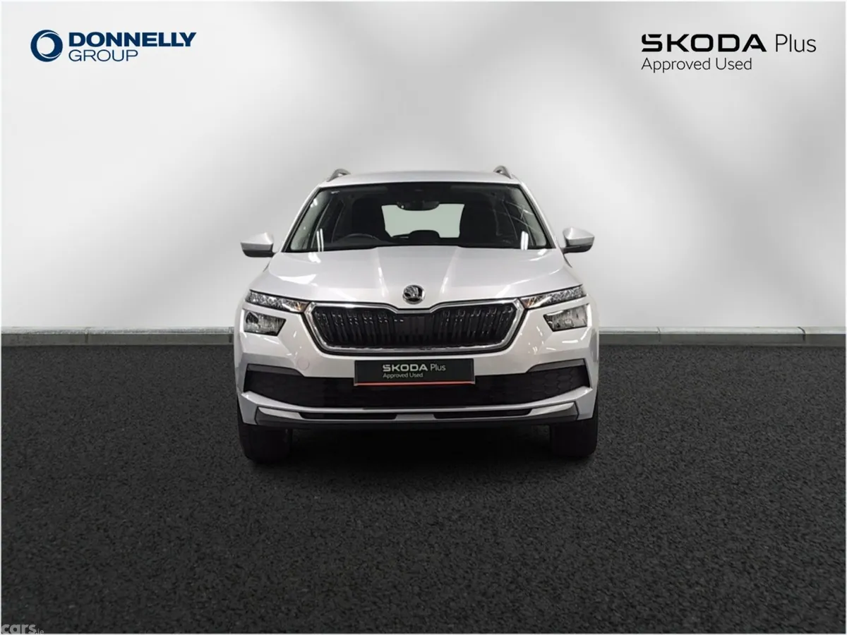 Skoda Kamiq Hatchback, Petrol, 2023, Silver