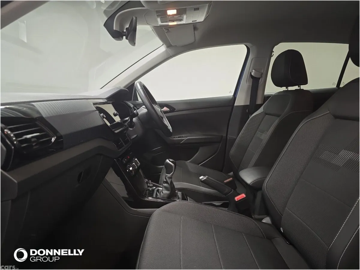 Volkswagen T-Cross Estate, Petrol, 2023, Blue