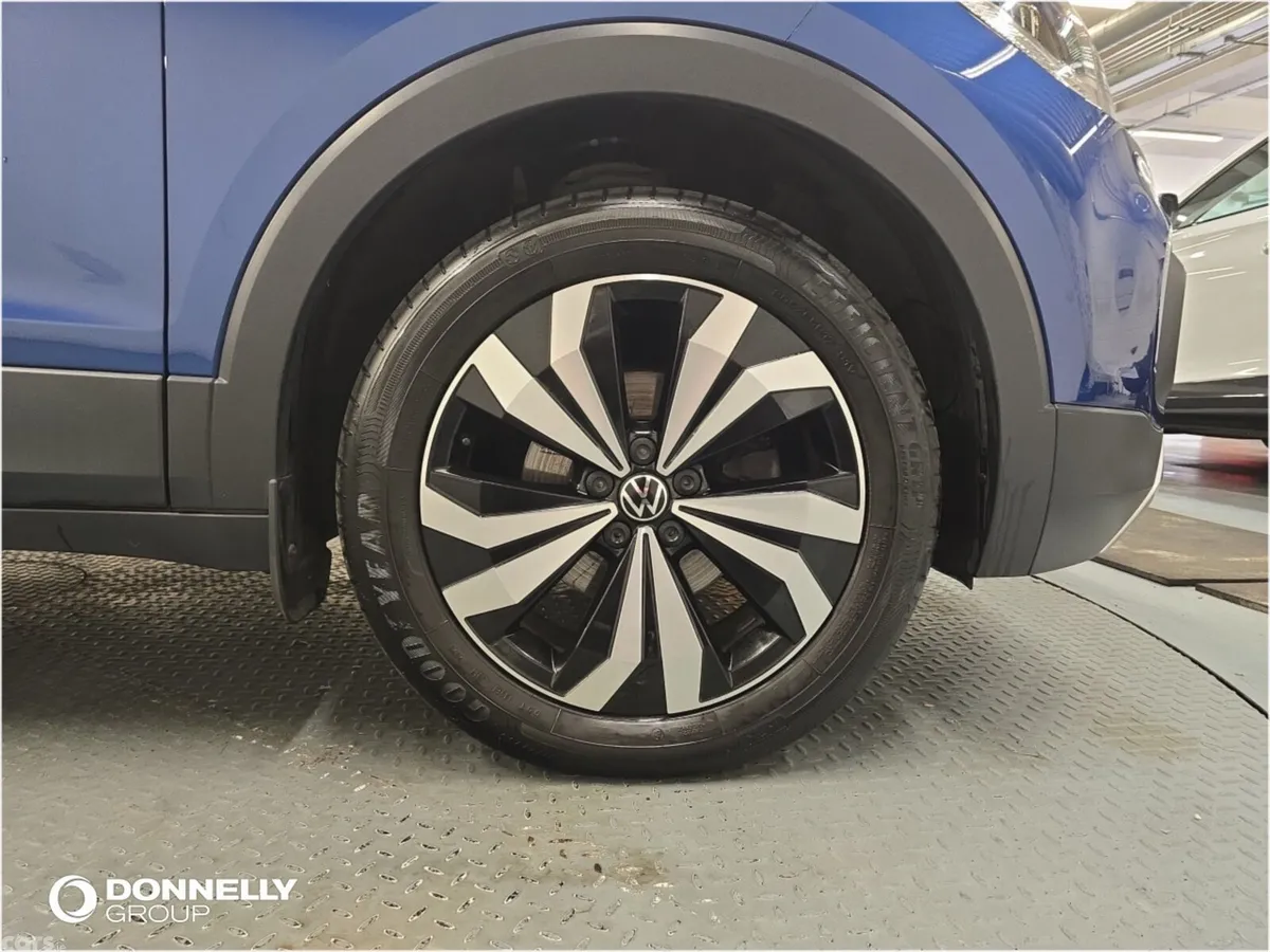 Volkswagen T-Cross Estate, Petrol, 2023, Blue