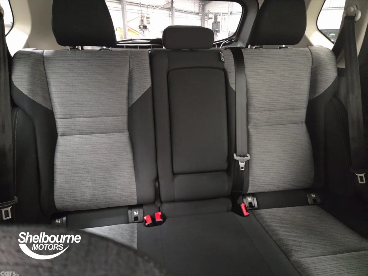 Nissan X-Trail SUV, Petrol Hybrid, 2025, Silver