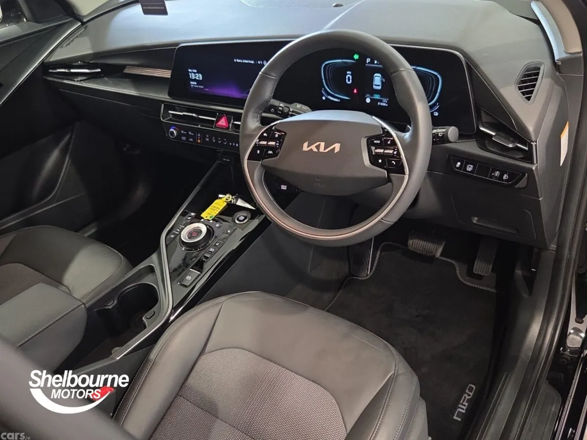 Kia Niro Estate, Petrol Hybrid, 2023, Black