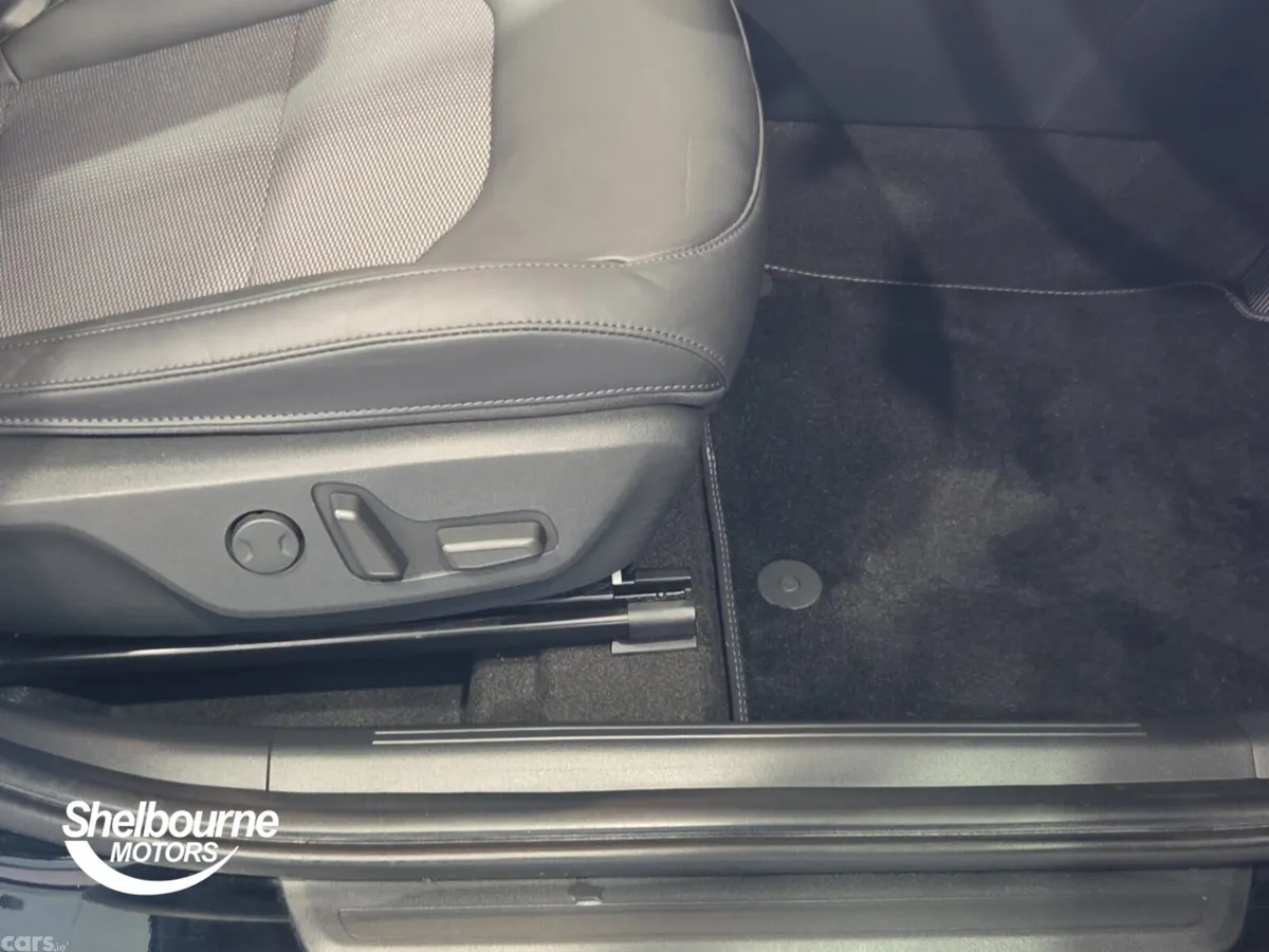 Kia Niro Estate, Petrol Hybrid, 2023, Black