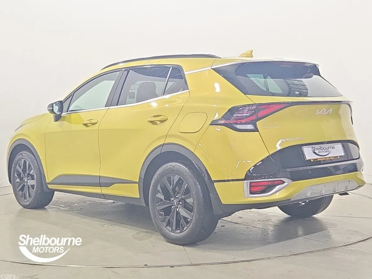 Kia Sportage Estate, Petrol Hybrid, 2023, Yellow