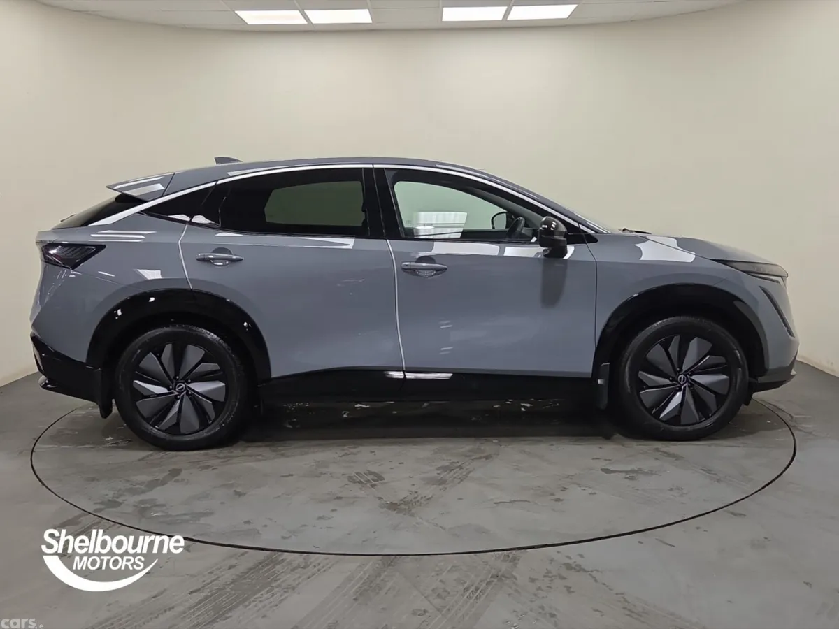 Nissan Ariya Hatchback, Electric, 2024, Grey