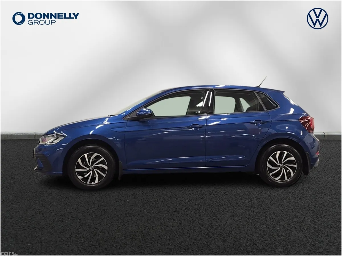 Volkswagen Polo Hatchback, Petrol, 2024, Blue