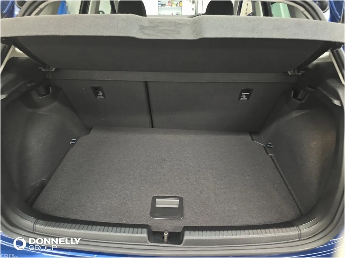 Volkswagen Polo Hatchback, Petrol, 2024, Blue