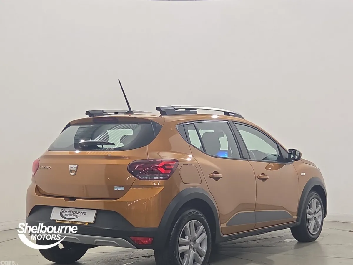 Dacia Sandero Stepway Hatchback, Petrol Gas, 2022, Orange