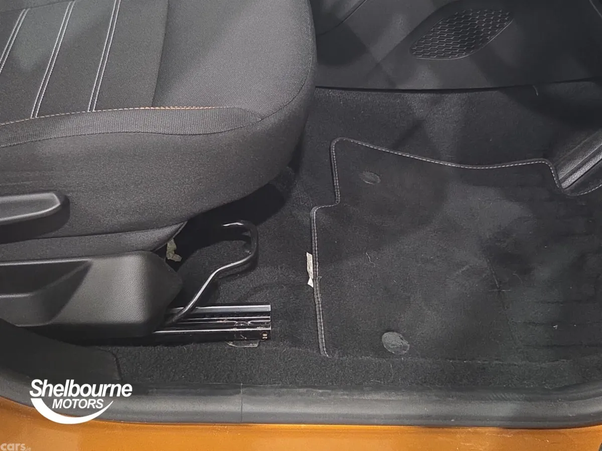 Dacia Sandero Stepway Hatchback, Petrol, 2023, Orange