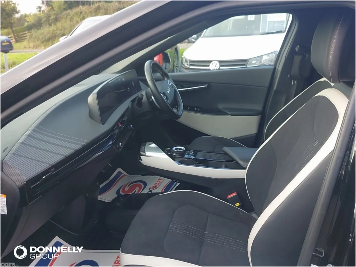 Kia EV6 Hatchback, Electric, 2023, Black