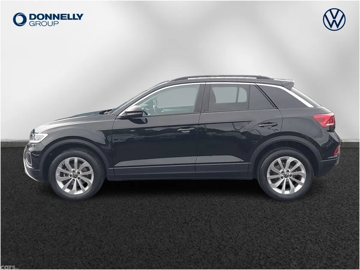 Volkswagen T-Roc Hatchback, Petrol, 2025, Black