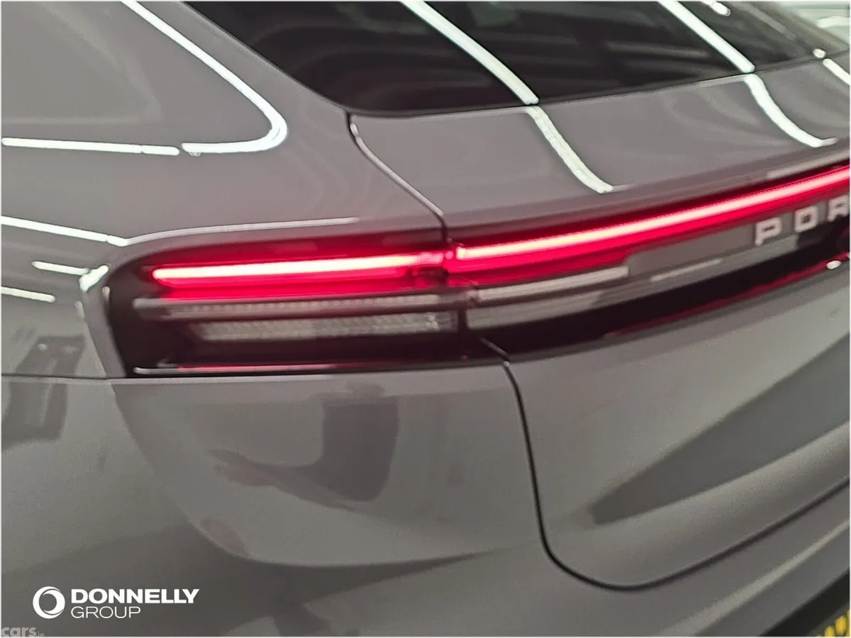 Porsche Macan , Electric, 2025, Purple