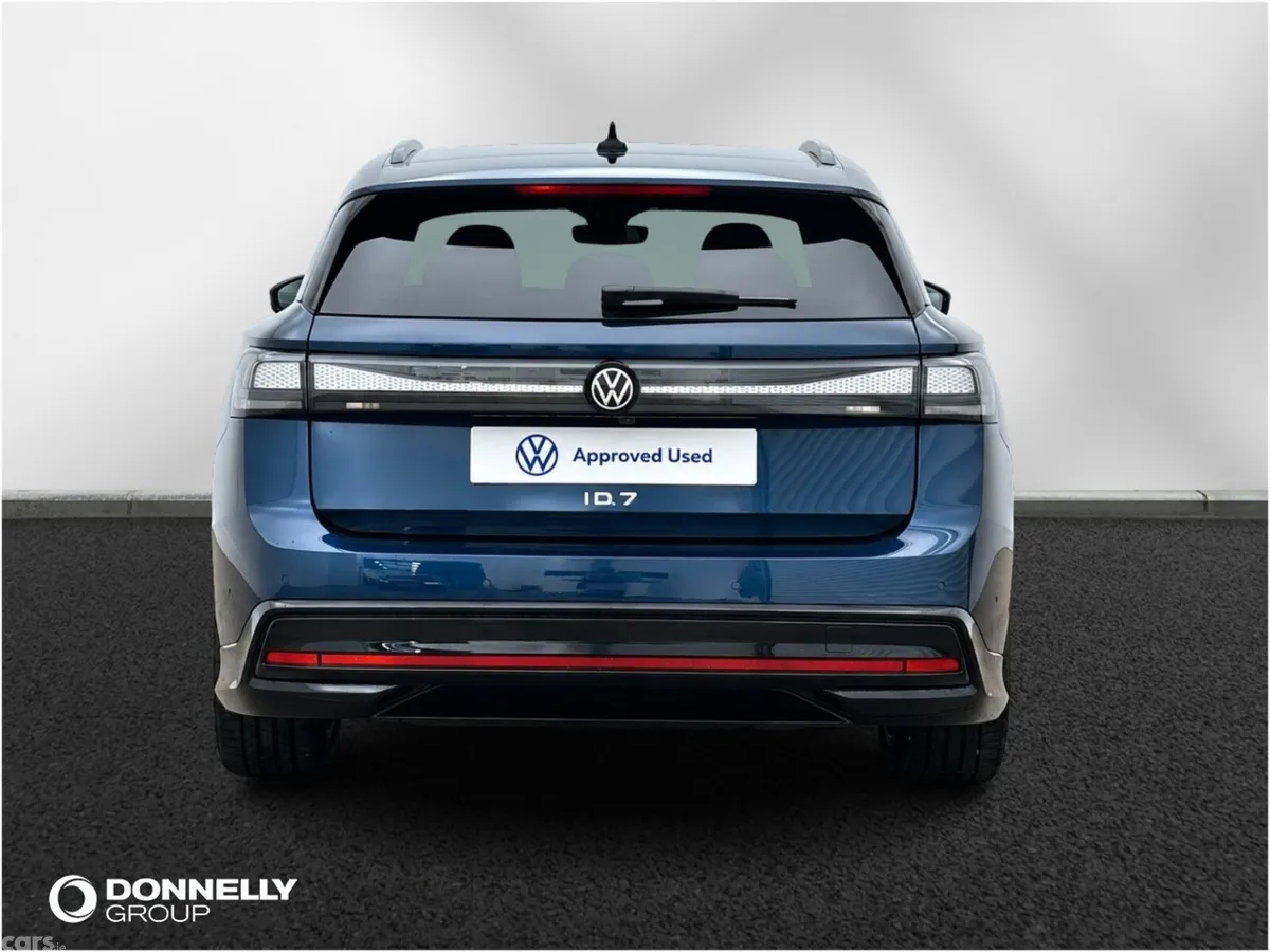 Volkswagen ID.7 Estate, Electric, 2026, Blue