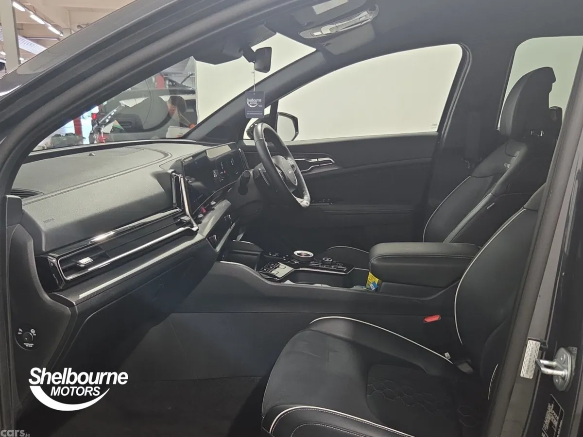 Kia Sportage SUV, Petrol, 2023, Grey