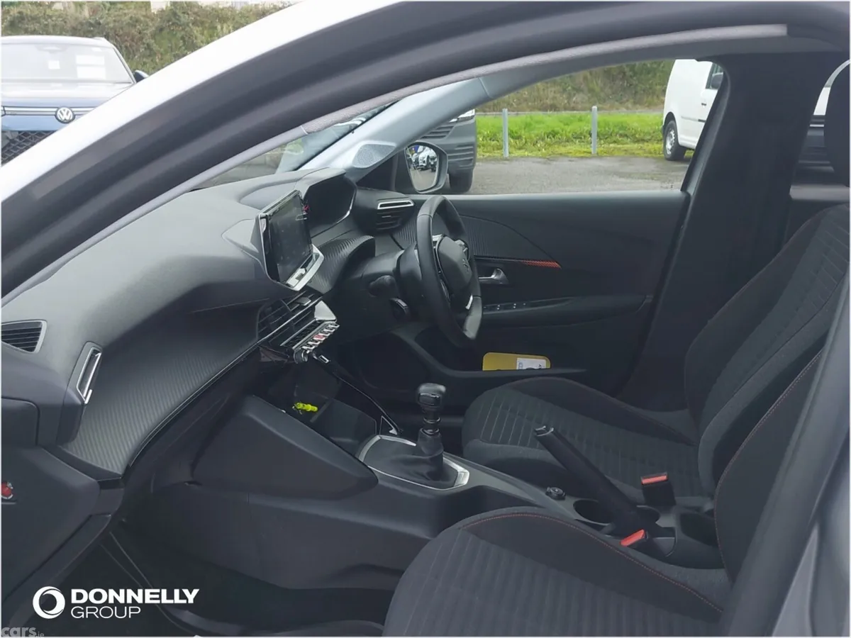 Peugeot 208 Hatchback, Petrol, 2023, Grey