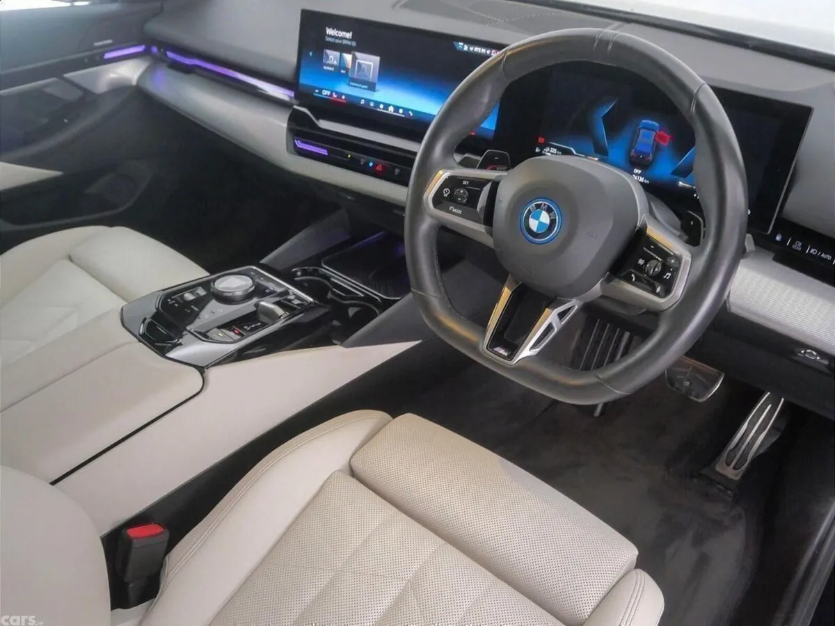 BMW 5-Series Saloon, Petrol Plug-in Hybrid, 2024, Black
